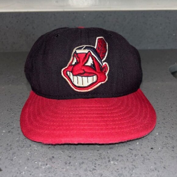 VTG New Era 5950 Pro Model 100% Wool Cleveland Indians Fitted Baseball Hat 7 3/4 - Picture 1 of 6